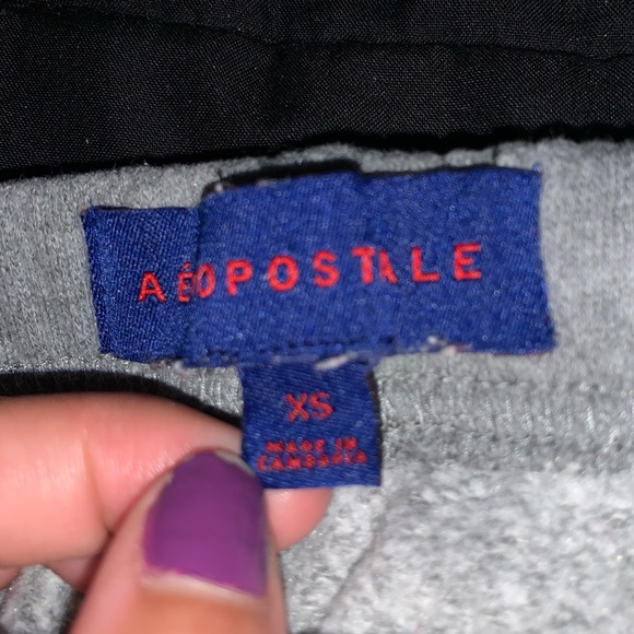 clothes - Picture 2 of 3